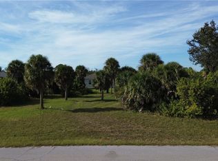 142 April Rd, Rotonda West, FL 33947