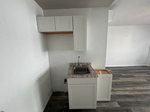 4th image of 3501 Pacific Ave APT 90