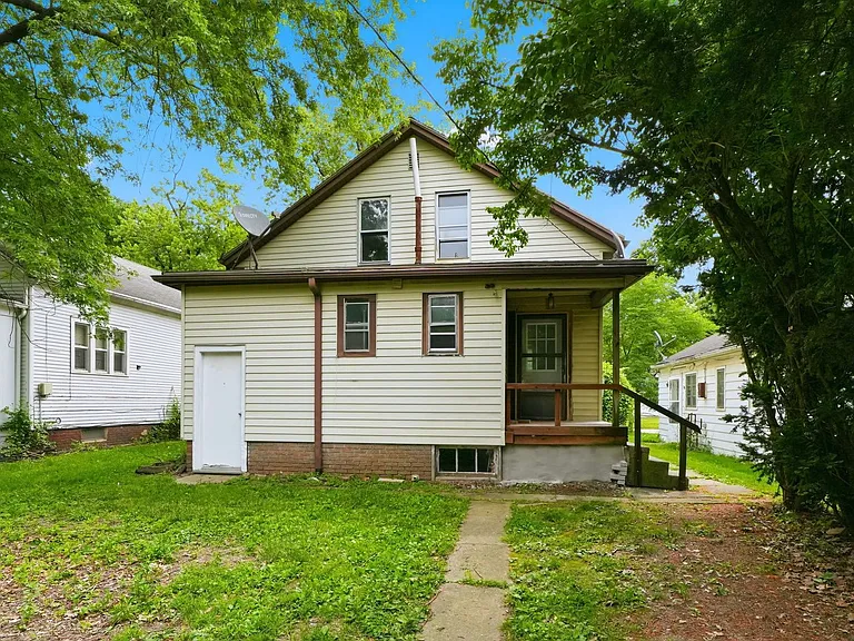 3034 Abbott St — Photo 7