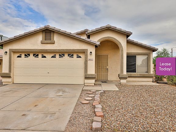 3rd image of 8952 E Birchwood Cir