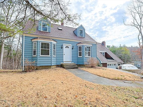 2nd image of 234 York St