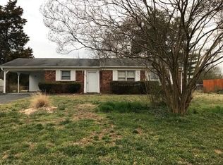 2458 Smithwick Rd, Kernersville, NC 27284