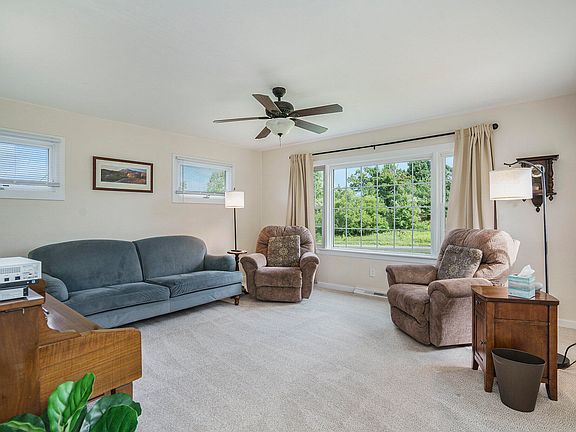 5th image of 6327 W G Ave