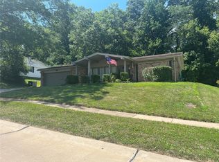 5625 Greenton Way, Saint Louis, MO 63128