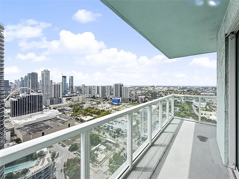 1900 N Bayshore Dr #3811 — Photo 14