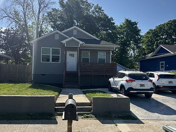2nd image of 3906 6th Ave