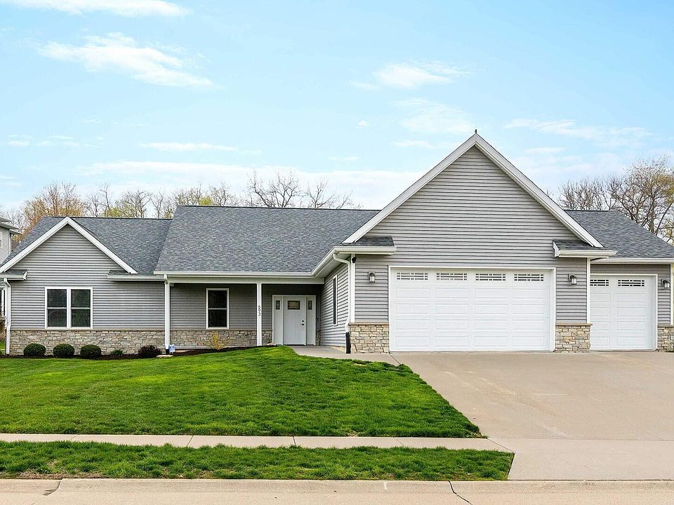 1st image of 693 Clover Hill Ln
