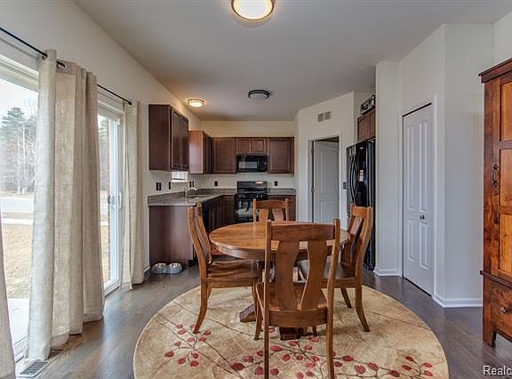 5th image of 22296 Virginia Pine Dr