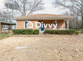 6 Woodlawn Ave, Hampton, GA 30228