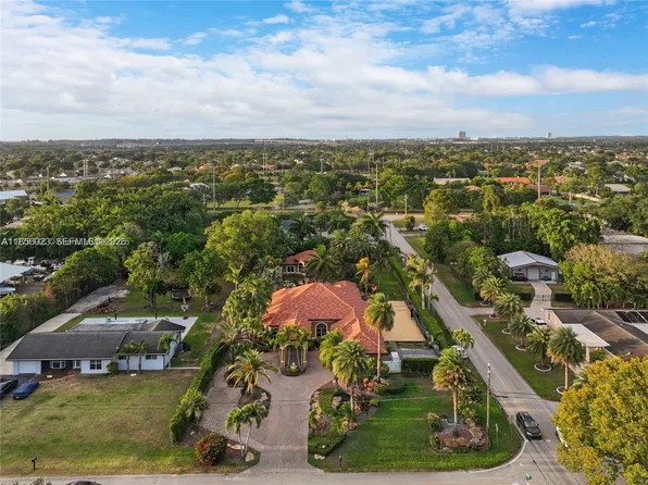 14503 SW 16th St, Davie, FL 33325