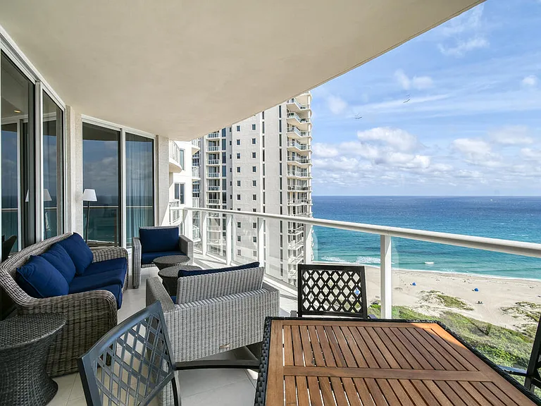 2700 N Ocean Dr #2003B — Photo 4