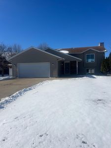 1940 La Casa Ln SE, Owatonna, MN, 55060