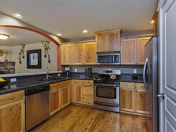 3rd image of 20488 SE Brentwood Ave