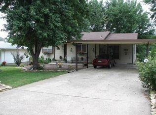 1155 N Helen St, Augusta, KS 67010
