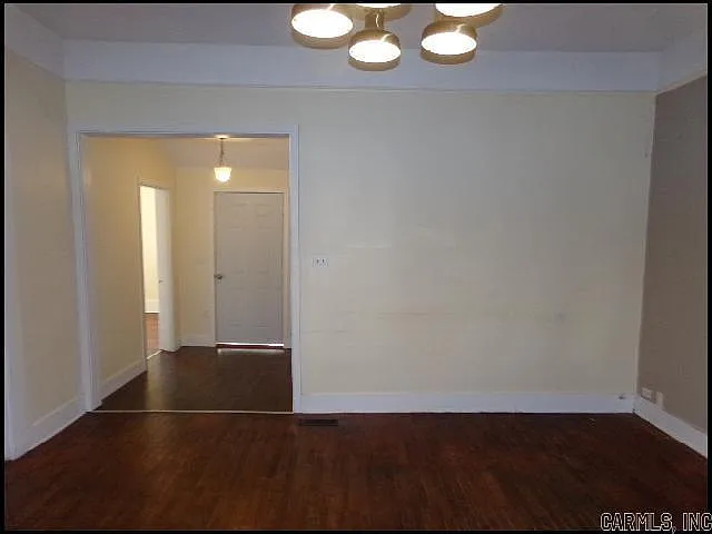 2 bed, 2.0 bath, 1232 sqft, $875 — Photo 3