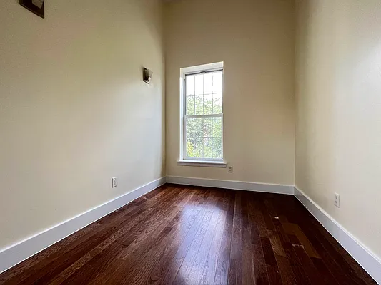 Rented by Doorway NYC, LLC | media 33