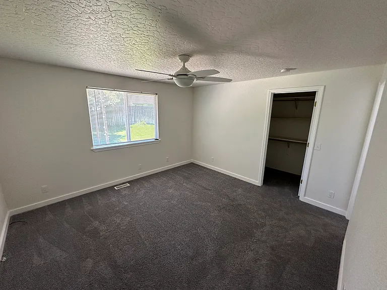 5482 S Veronica Pl — Photo 10