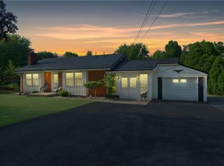 4129 Mitchell Rd, New Castle, PA 16105
