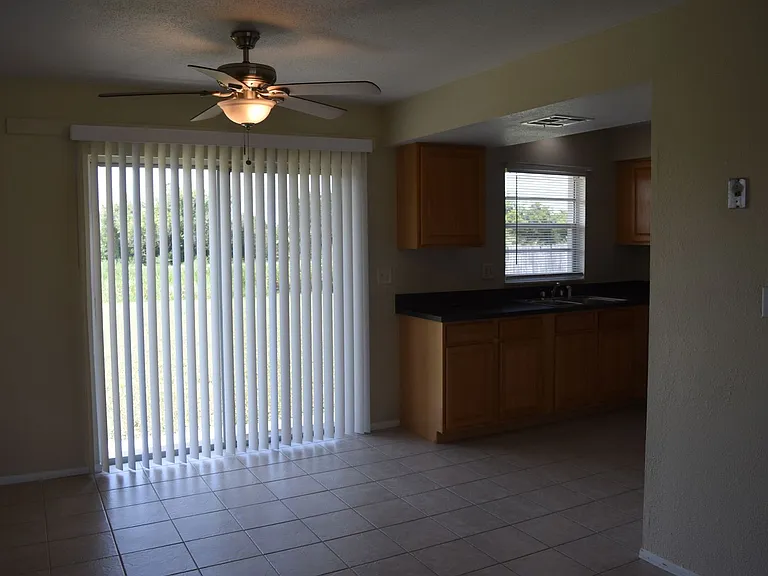 3134 Edgewood Dr NE — Photo 9