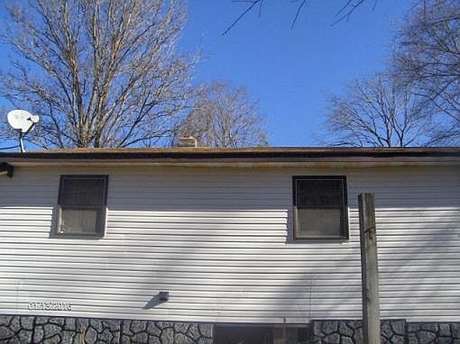 5th image of 100 Old Hutchins Farm Ln