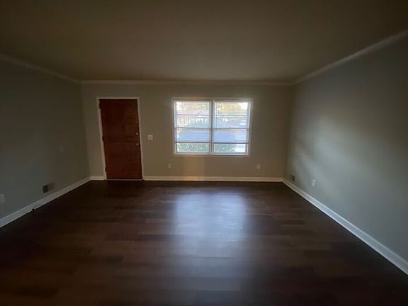 3rd image of 7512 Mountainbrook Dr
