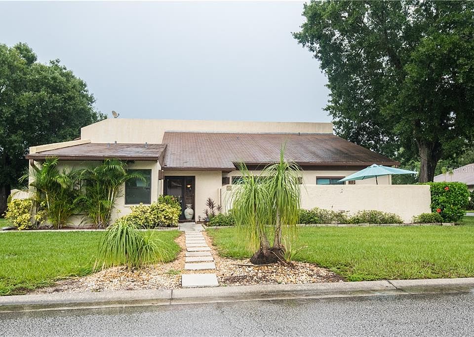 1st image of 1880 Crystal Lake Dr #25