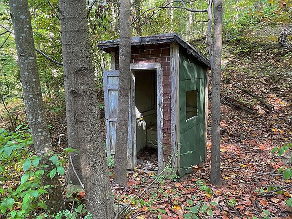 5th image of 0 Porter Ave