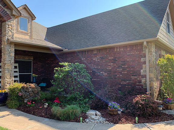 4th image of 5195 E Hickory Bluff Dr