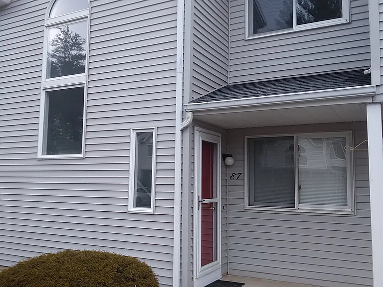 155 Redstone Hill Rd #87 — Photo 1