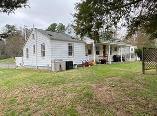 381 S Barre Rd, Barre, MA 01005