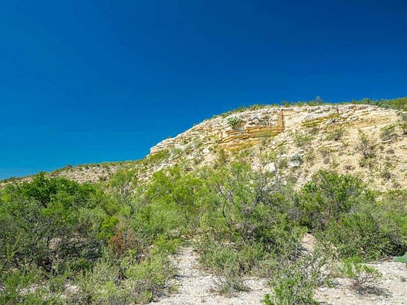 3rd image of 47 Rock House Rd