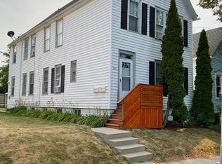 927 E Land Pl #A, Milwaukee, WI 53202