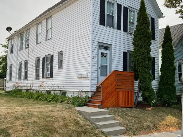927 E Land Pl #A, Milwaukee, WI 53202