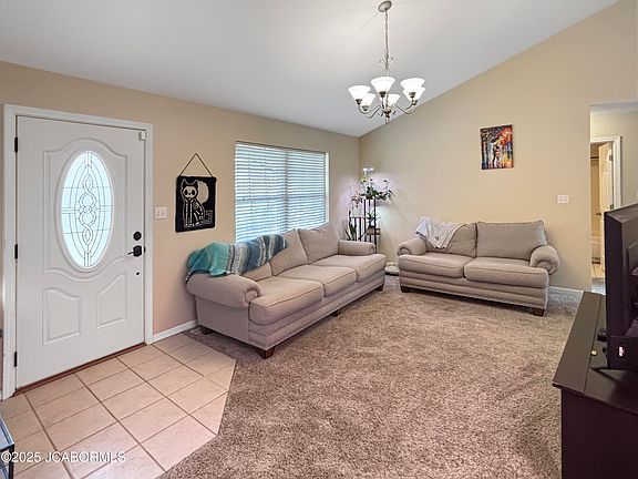 3rd image of 5014 Willowby Dr