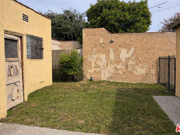 2nd image of 9414 Clovis Ave