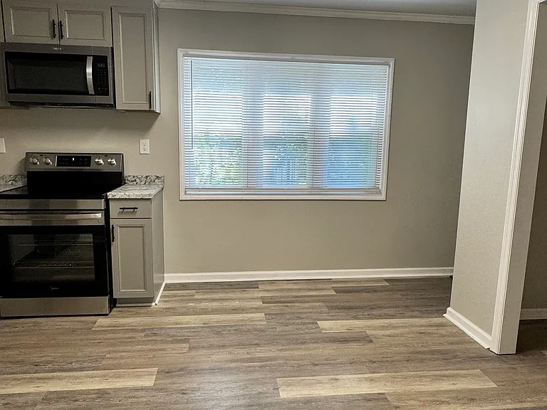 1312 Barnes St — Photo 27