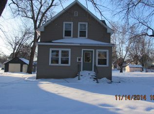 416 Charlotte St SE, Willmar, MN 56201