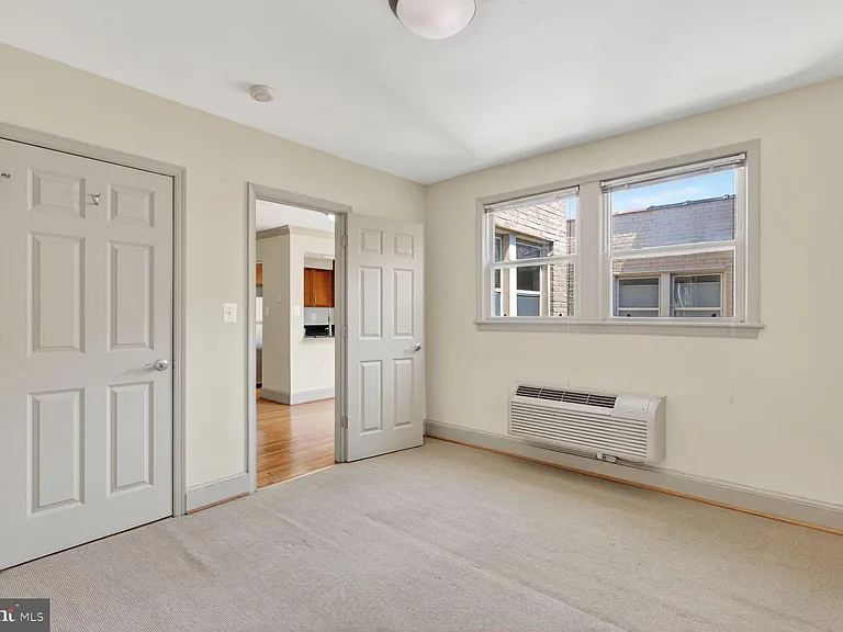 1361 K St SE #303 — Photo 10