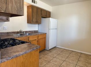301 & 305 Grove St Ne, Albuquerque, NM 87108
