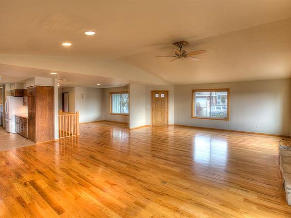 2nd image of 2208 W Dalton Ave