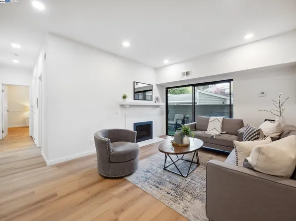 3674 Oakwood Ter APT 103, Fremont, CA 94536