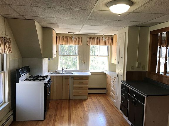 2nd image of 66 Stroudwater St #3