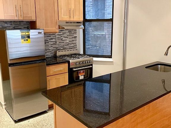2nd image of 3011 14th St APT 1