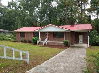 108 Oak St, Soperton, GA 30457