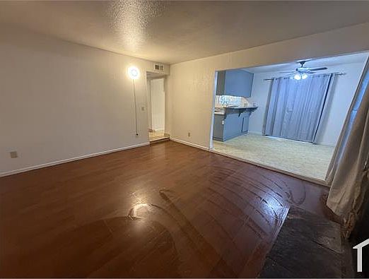 4th image of 6342 Porterfield Ct