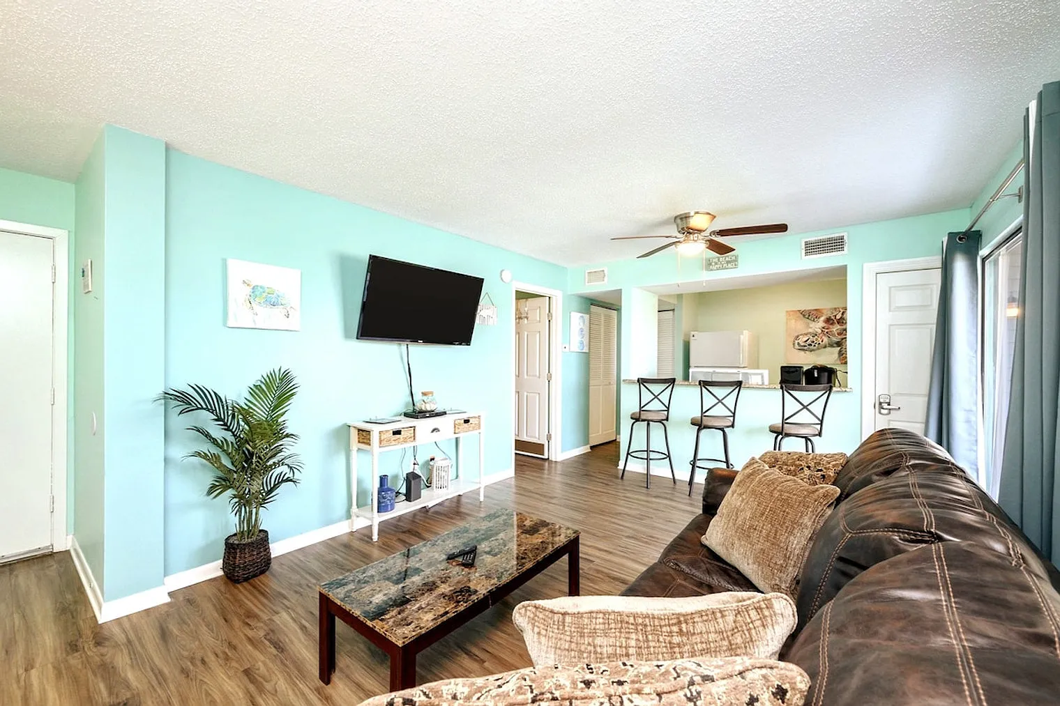 1 bed, 1.0 bath, 699 sqft, $1,693 — Photo 4