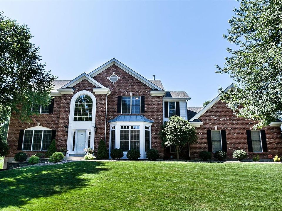 1st image of 10610 Forest Lawn Ct