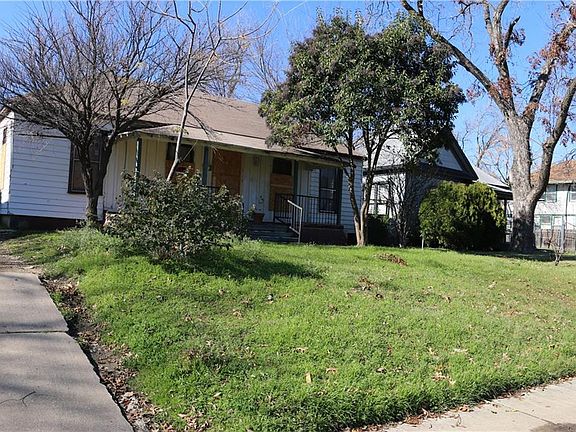 5th image of 2924 S Jennings Ave