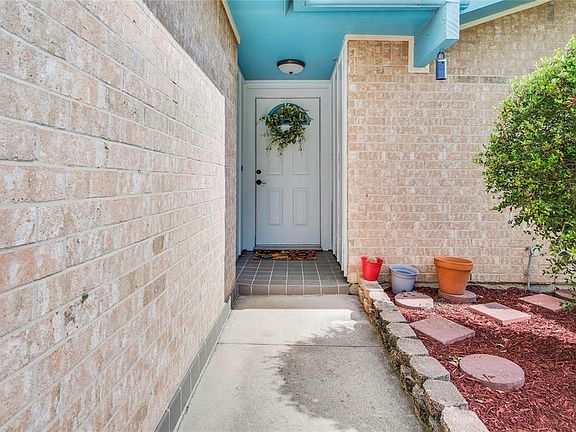 4th image of 6029 Hillcrest Dr