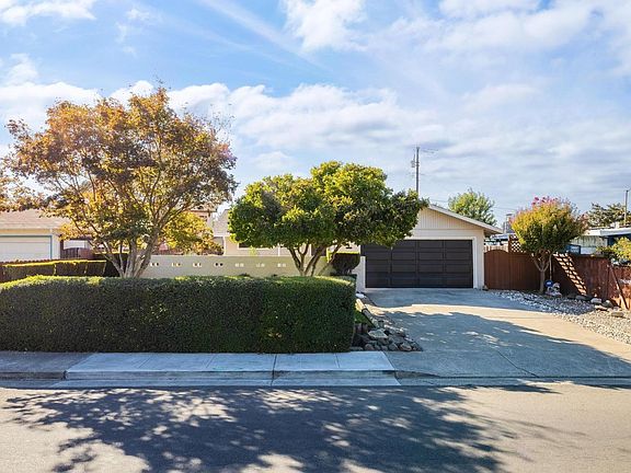 2nd image of 2207 Dover Avenue